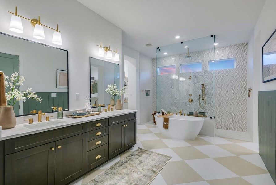 Owner's Bathroom Owner's Bathroom