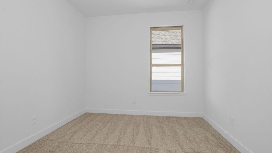 Spacious, unfurnished interior of a new home in Valencia 50', Manvel (Image 7).