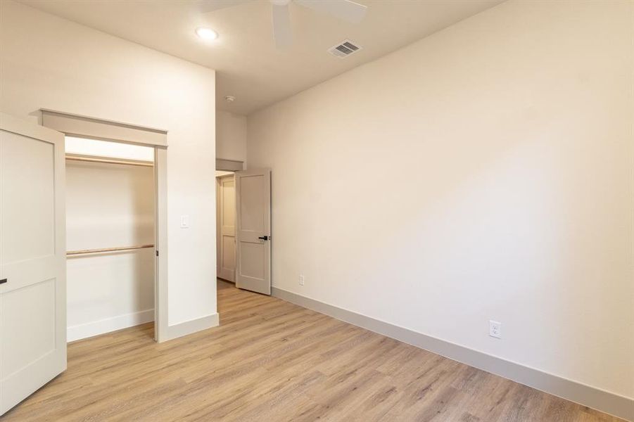 Spacious, unfurnished interior of a new home in , Fort Worth (Image 21).