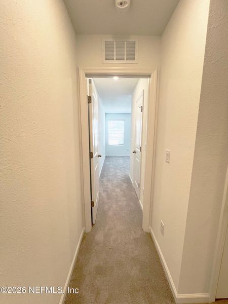 Spacious, unfurnished interior of a new home in , Orange Park (Image 12).