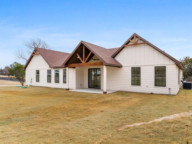 Exterior details and patio area of a home in , Granbury (Image 19). Exterior details and patio area of a home in , Granbury (Image 19).