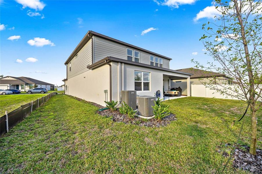 Exterior details and patio area of a home in , Ocala (Image 26).