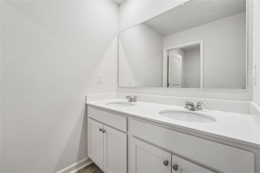 Furnished interior view inside a new home in , Dallas (Image 5).