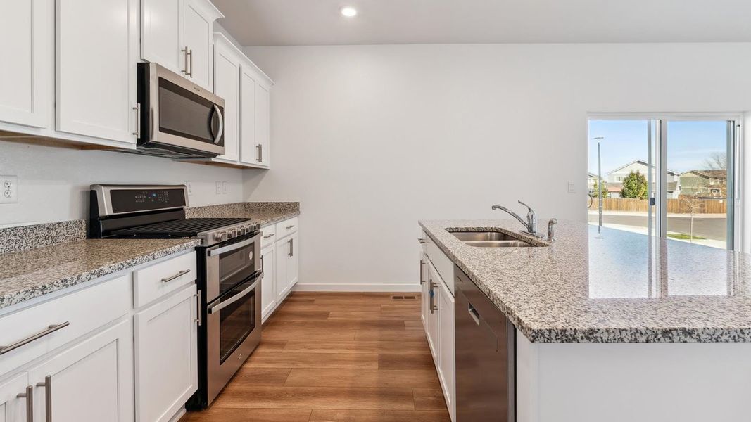 Furnished interior view inside a new home in Vista Meadows, Fort Lupton (Image 5).