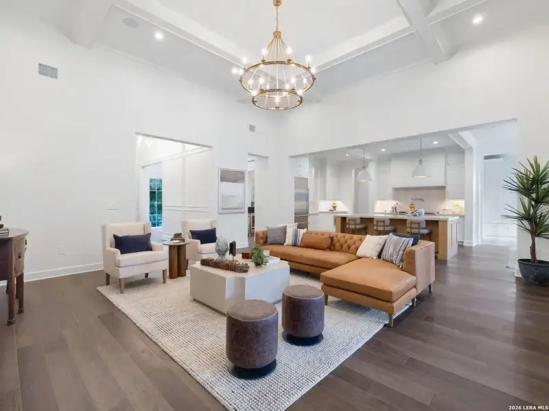 Furnished interior view inside a new home in , Alamo Heights (Image 28).