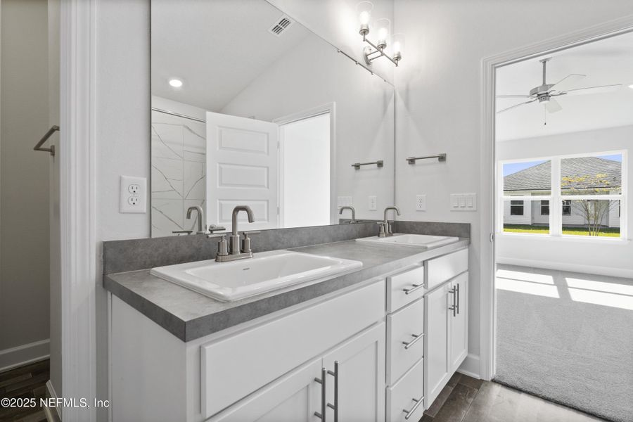 Furnished interior view inside a new home in Summerglen, Jacksonville (Image 11).