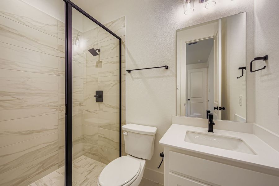 4450 Timberdrift - Full Bathroom