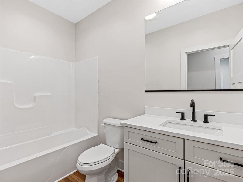 Guest Bathroom (2nd Full Bath of Home)