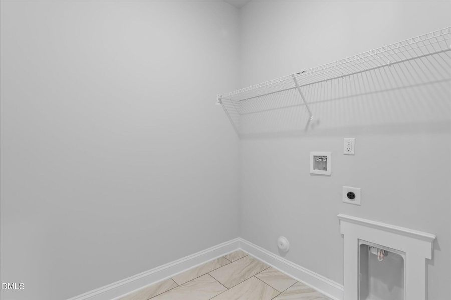 14-1111 Nantucket Drive Laundry