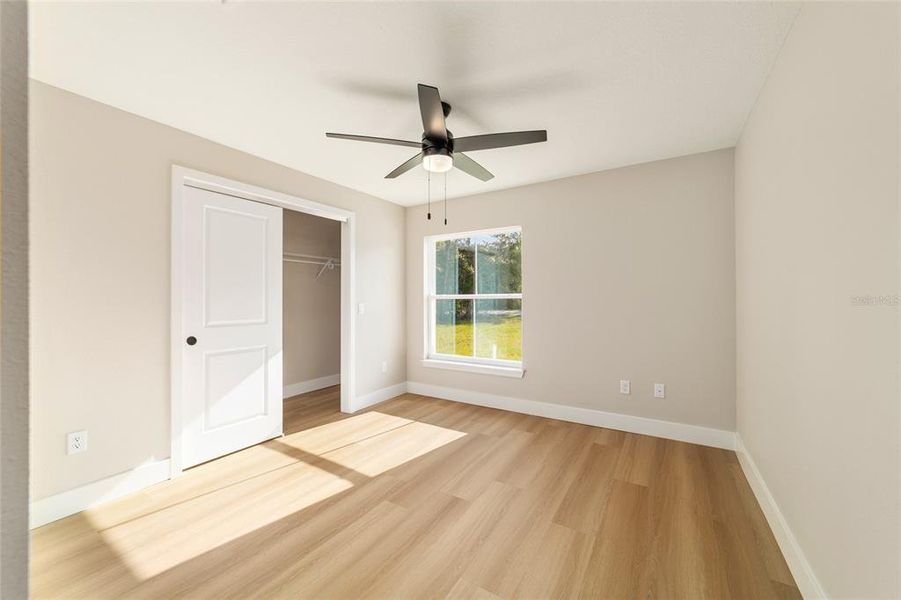 Spacious, unfurnished interior of a new home in , Ocala (Image 36).