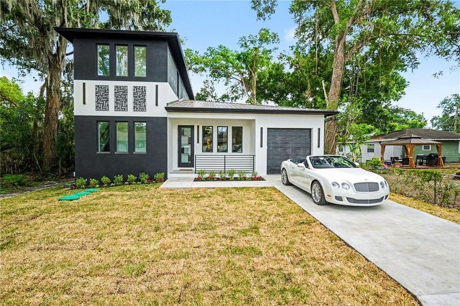 Front exterior of a new home in , Seffner, FL, highlighting curb appeal (Image 22).