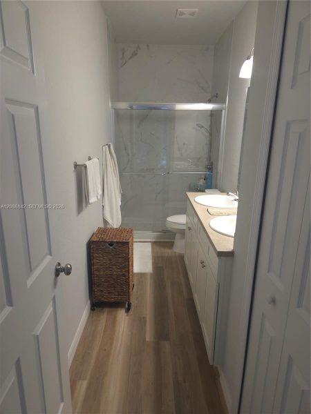 Furnished interior view inside a new home in , Sebring (Image 10).