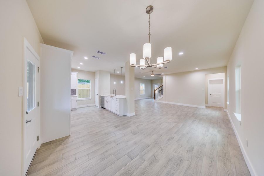 Spacious living room filled with natural light, perfect for relaxing or entertaining guests! Come see it today! Spacious living room filled with natural light, perfect for relaxing or entertaining guests! Come see it today!