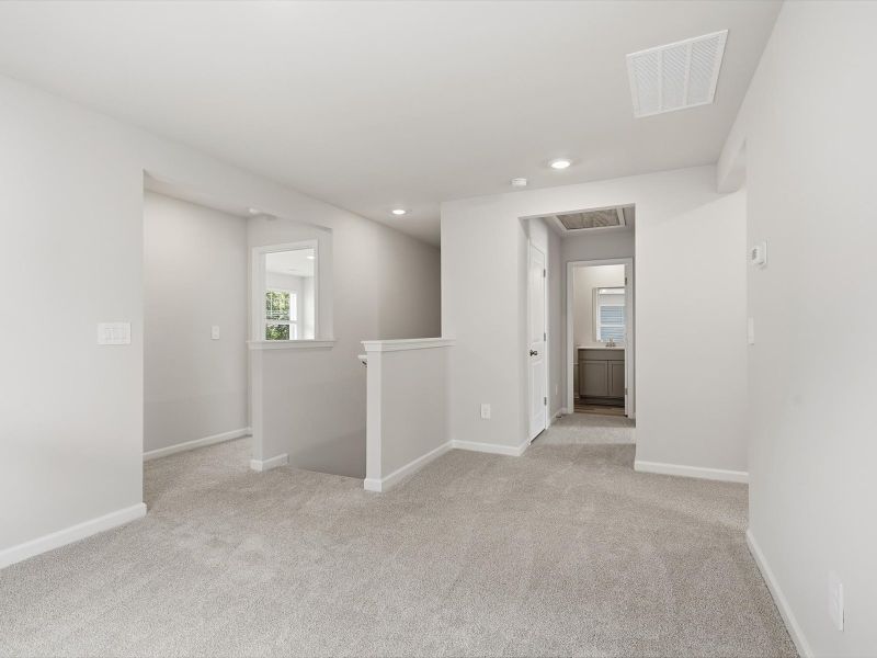 Spacious, unfurnished interior of a new home in Pleasant Brook, Greenville (Image 14). Spacious, unfurnished interior of a new home in Pleasant Brook, Greenville (Image 14).
