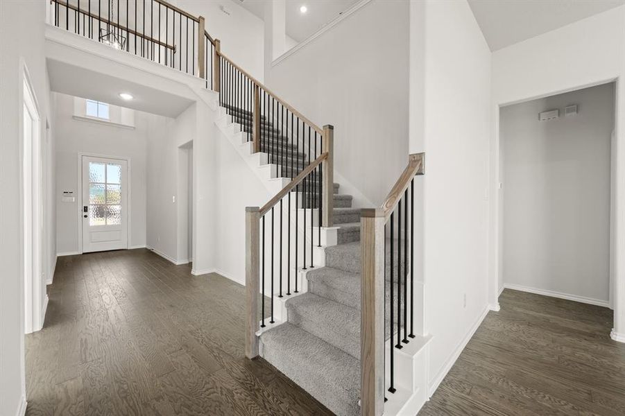 516 Waterford Park- ENtry-1 516 Waterford Park- ENtry-1