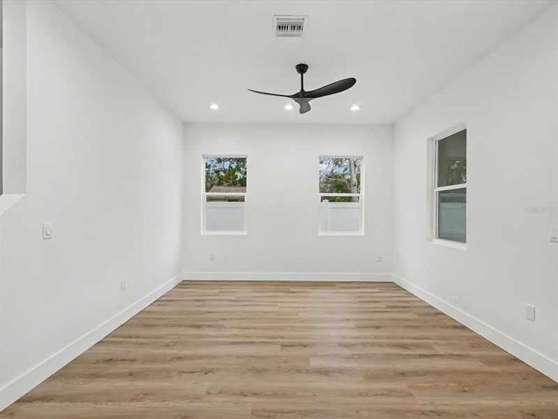 Spacious, unfurnished interior of a new home in , St. Petersburg (Image 50).