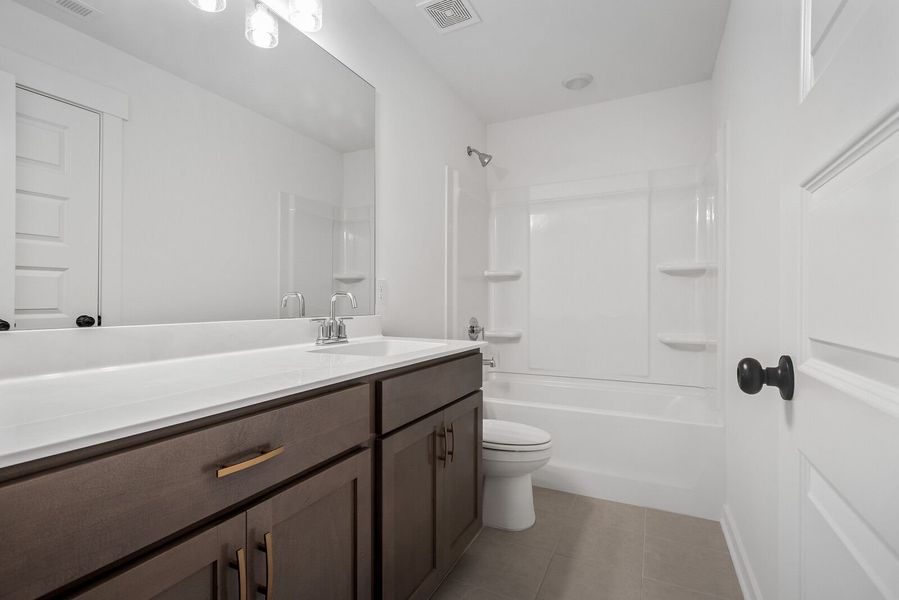 Representative furnished interior of a home built from the The Ridgeport M by Davidson Homes LLC in Parks at Foster Crossing, Anna (Image 22).