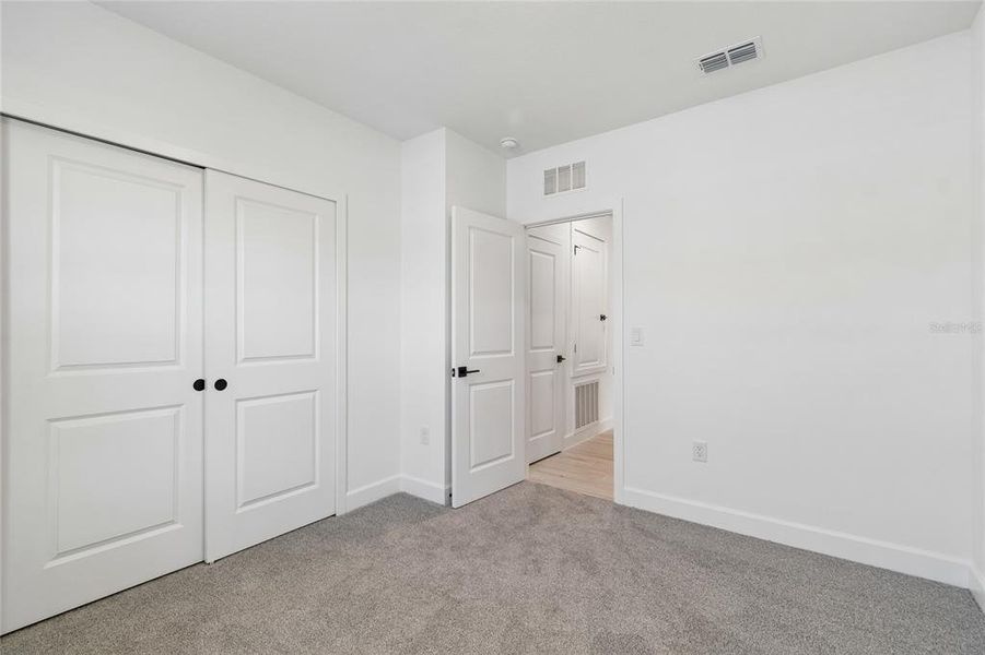 Spacious, unfurnished interior of a new home in Aspire at The Pines, Dunnellon (Image 23).