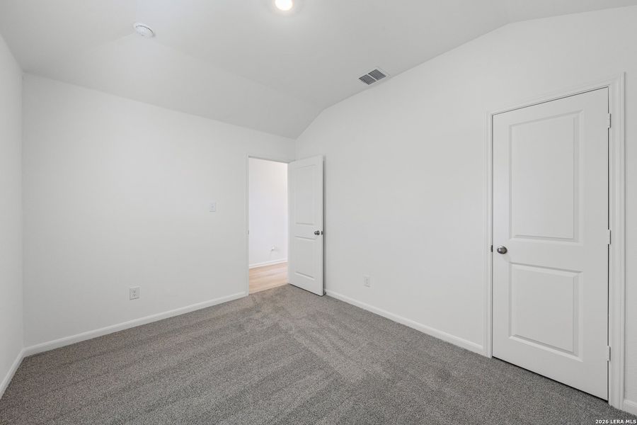 Spacious, unfurnished interior of a new home in , San Antonio (Image 12).