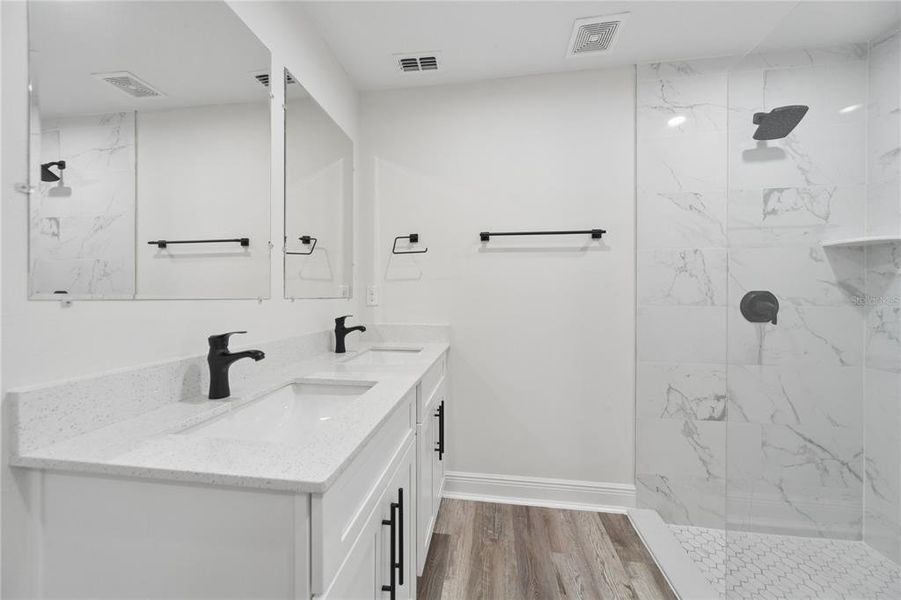 Furnished interior view inside a new home in , Deland (Image 13).