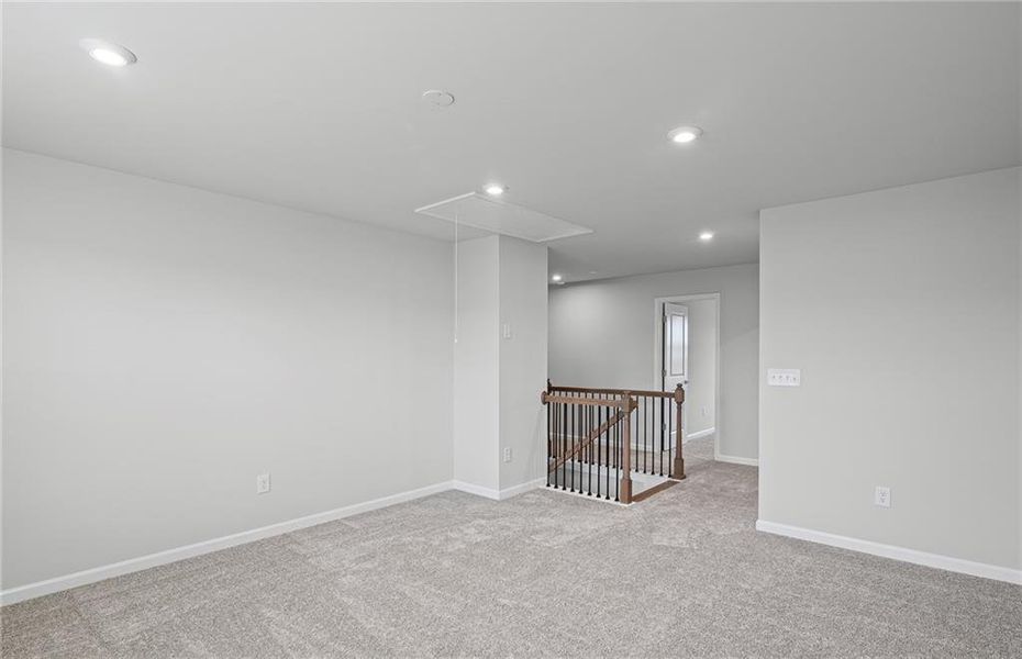 Spacious, unfurnished interior of a new home in Anderson Point, McDonough (Image 7).