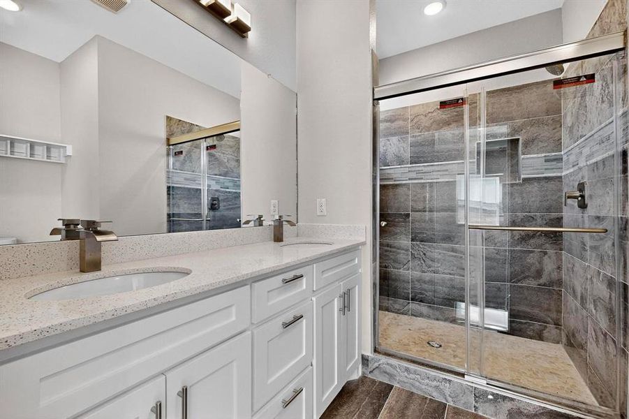 Furnished interior view inside a new home in , Alma (Image 6).