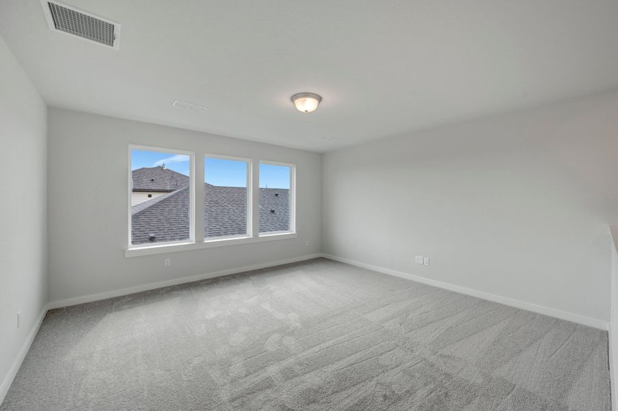 Spacious, unfurnished interior of a new home in Mason Woods, Cypress (Image 35).