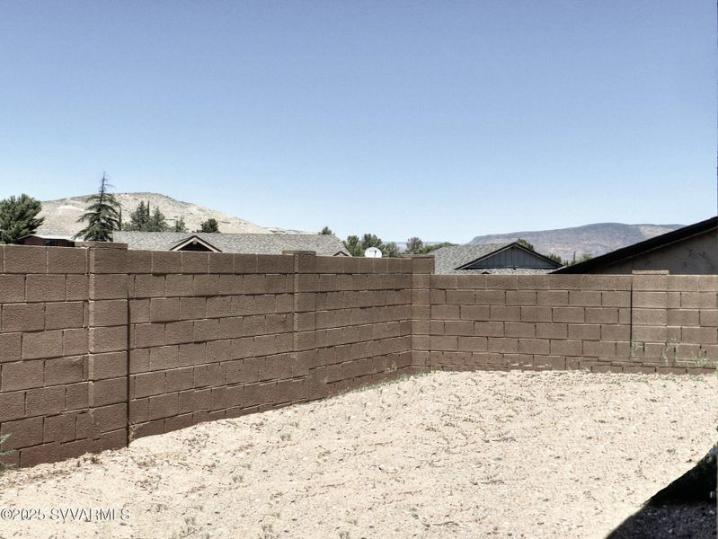 EUGENE (17)-2-2 EUGENE (17)-2-2