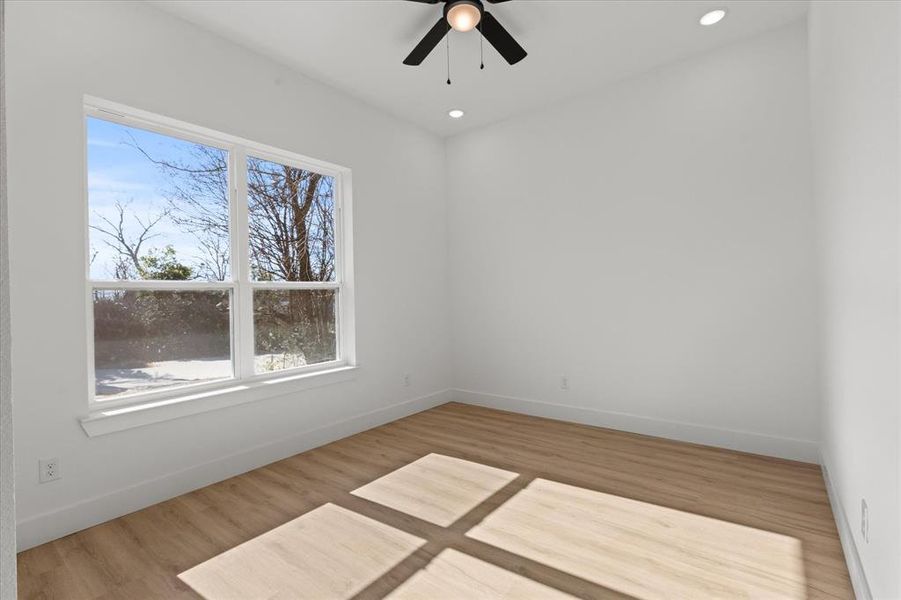 Spacious, unfurnished interior of a new home in , Denison (Image 25).