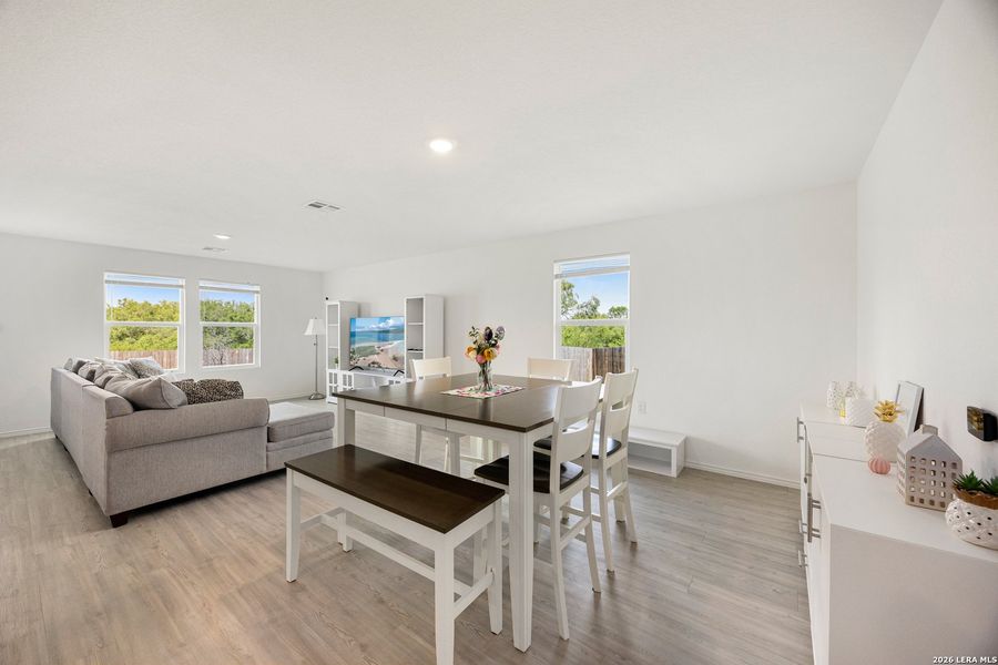 Furnished interior view inside a new home in Mission del Lago, San Antonio (Image 16).