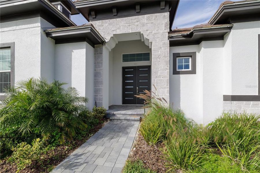 Exterior details and patio area of a home in Toscana, Palm Coast (Image 4).