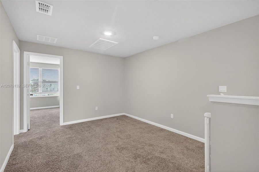 Spacious, unfurnished interior of a new home in , Stuart (Image 35).
