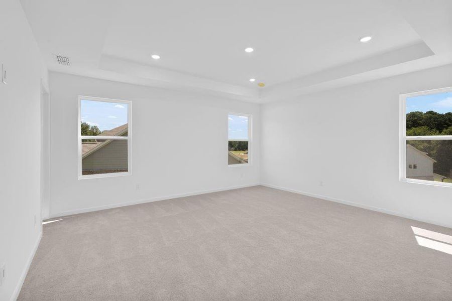 Spacious, unfurnished interior of a new home in Windance Lake, Loganville (Image 18).