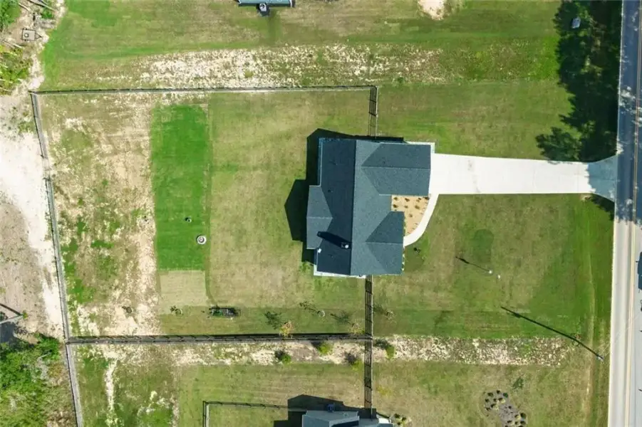 Image 35 of a home in .