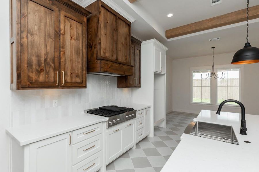Furnished interior view inside a new home in , Beaumont (Image 11).