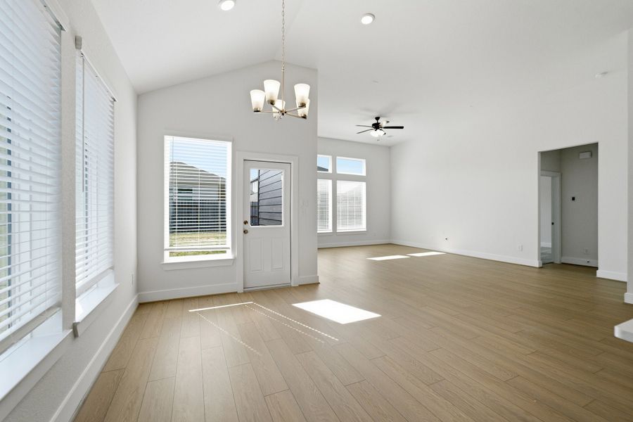 Spacious, unfurnished interior of a new home in Pecan Estates, Crosby (Image 28).