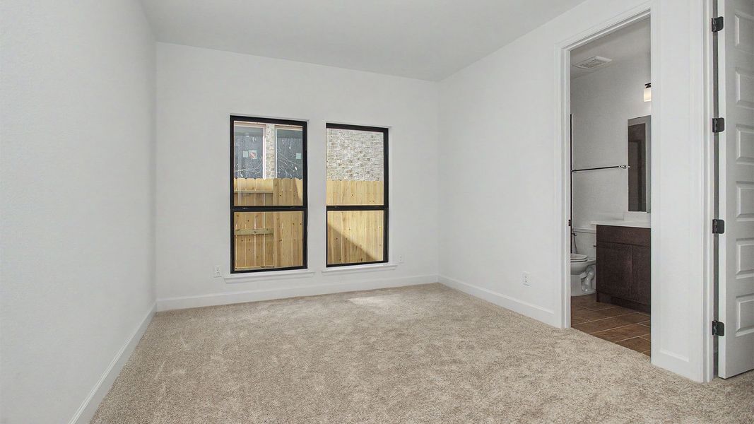 Spacious, unfurnished interior of a new home in Grange, Katy (Image 14).