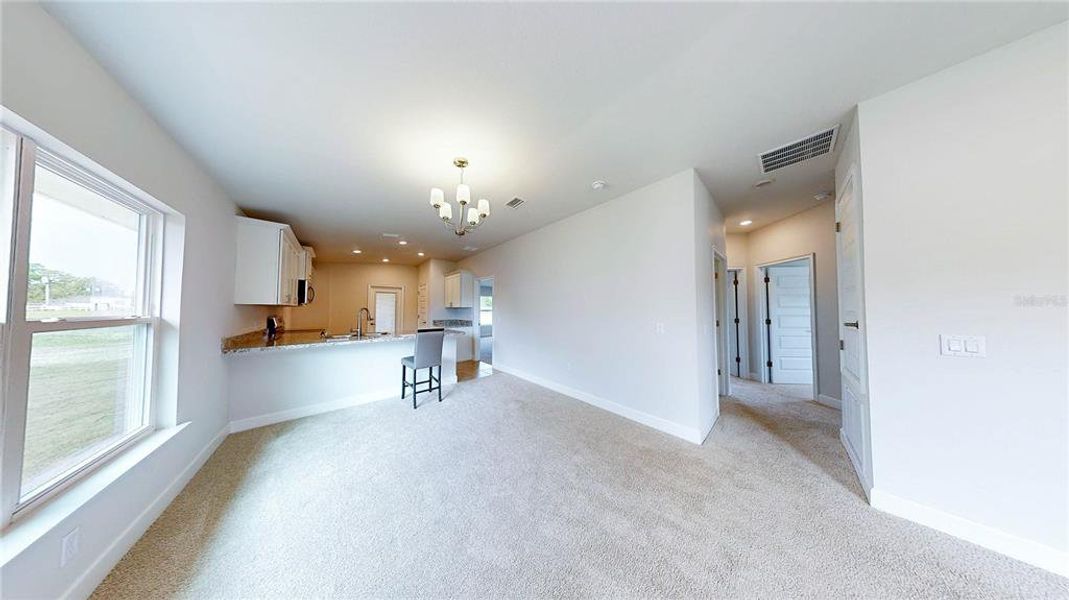Spacious, unfurnished interior of a new home in Rolling Hills, Bell (Image 17).