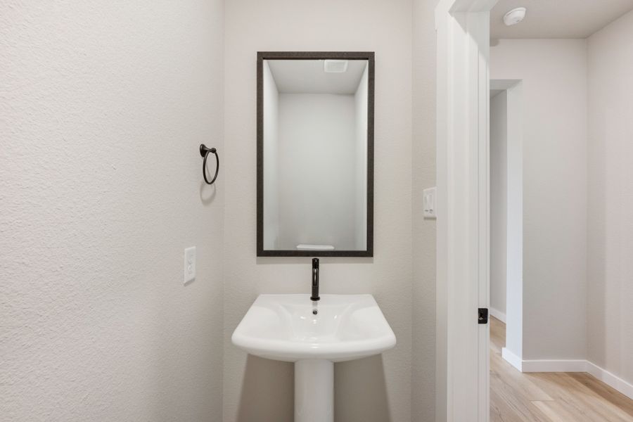 Image 44 of a home in Woodbridge Townhomes.