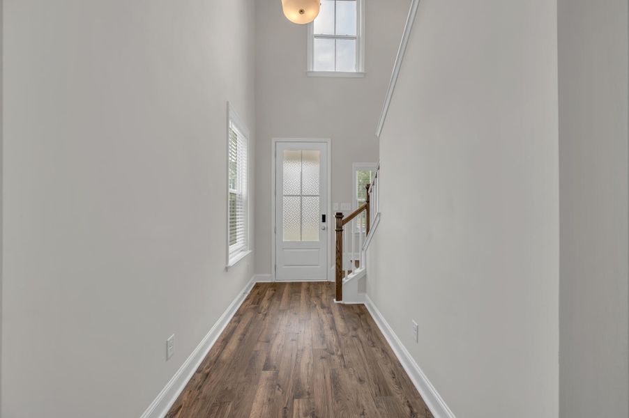 Spacious, unfurnished interior of a new home in , Summerville (Image 26).