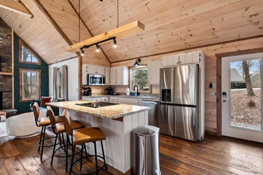 Image 80 of a home in .