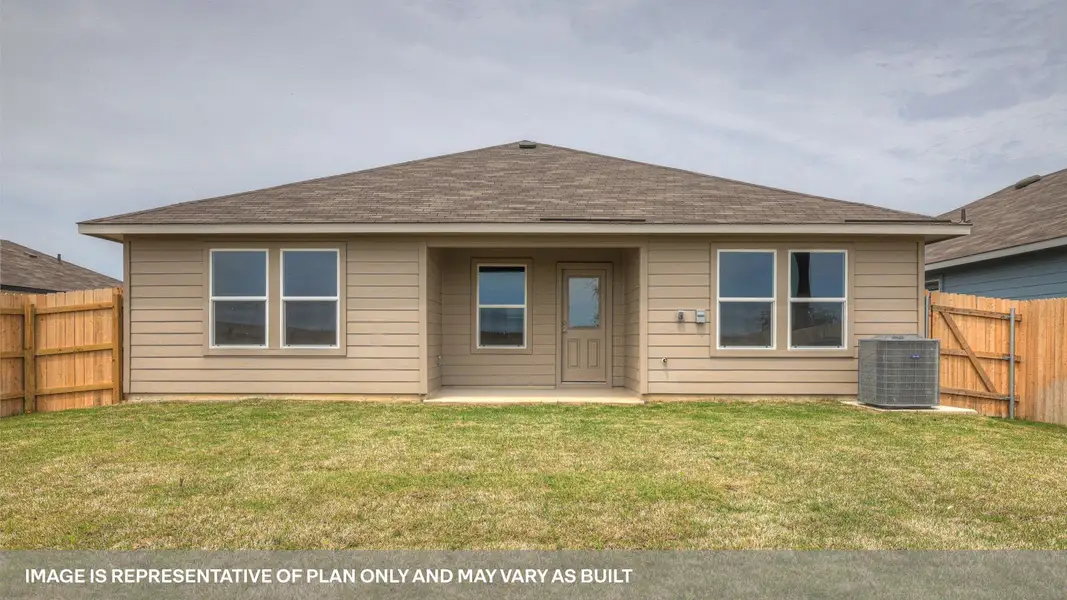 Exterior details and patio area of a home in Swenson Heights, Seguin (Image 3).