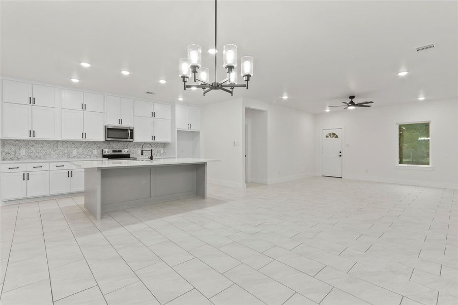 Image 22 of a home in .