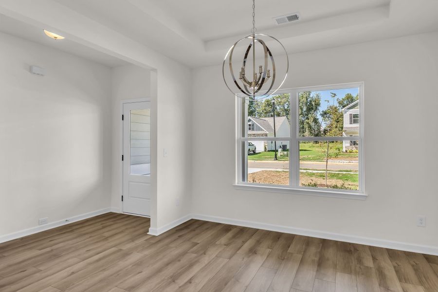 Spacious, unfurnished interior of a new home in Hampshire Hills, Columbia (Image 25).