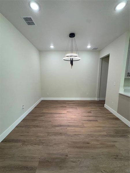 Spacious, unfurnished interior of a new home in , Auburndale (Image 27).