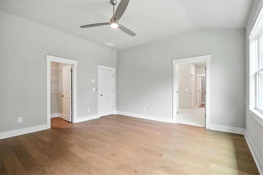 Spacious, unfurnished interior of a new home in Old Town Estates, Monroe (Image 53).
