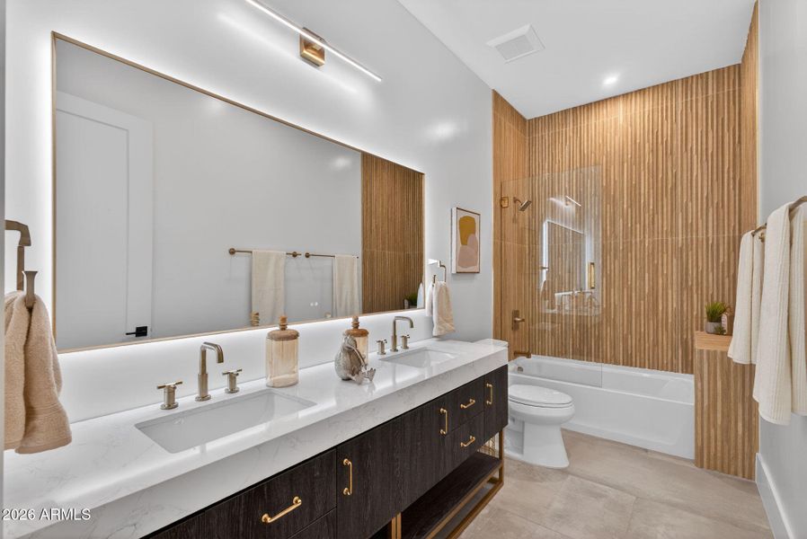 32-web-or-mls-DSC00861 32-web-or-mls-DSC00861