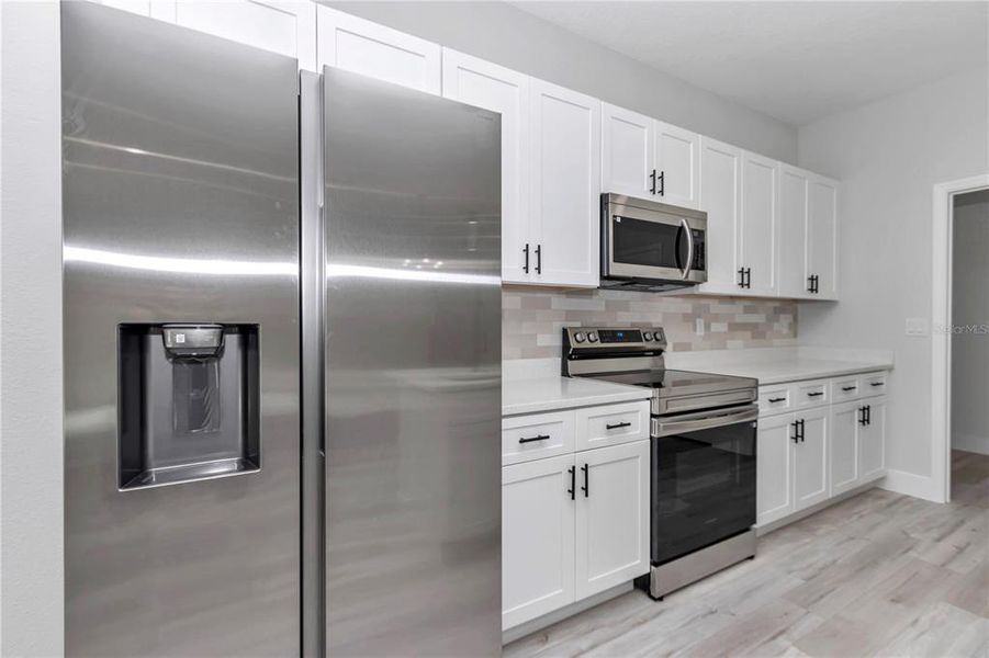 Furnished interior view inside a new home in , Ocala (Image 9).