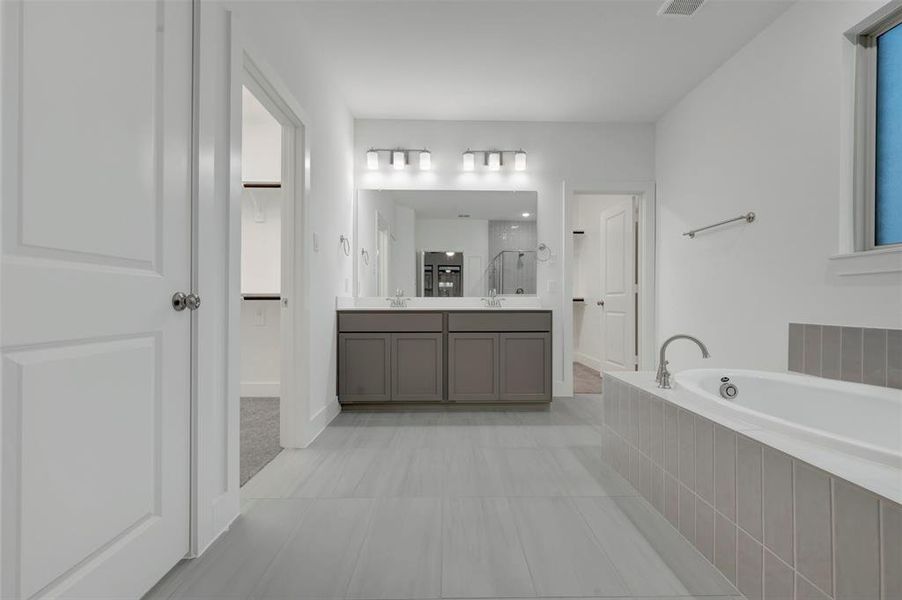 Furnished interior view inside a new home in Vintage Village, Argyle (Image 14).