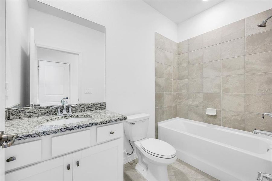 Furnished interior view inside a new home in Hampton Lakes at River Hall, Alva (Image 10).